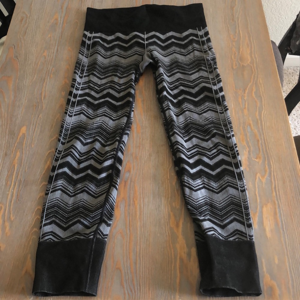 Lululemon size 6/8 leggings